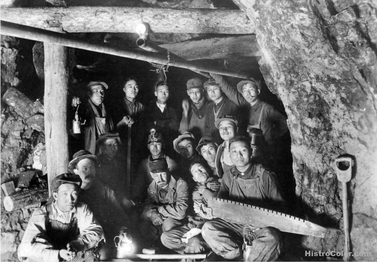 Chinese Gold Miners 1800's