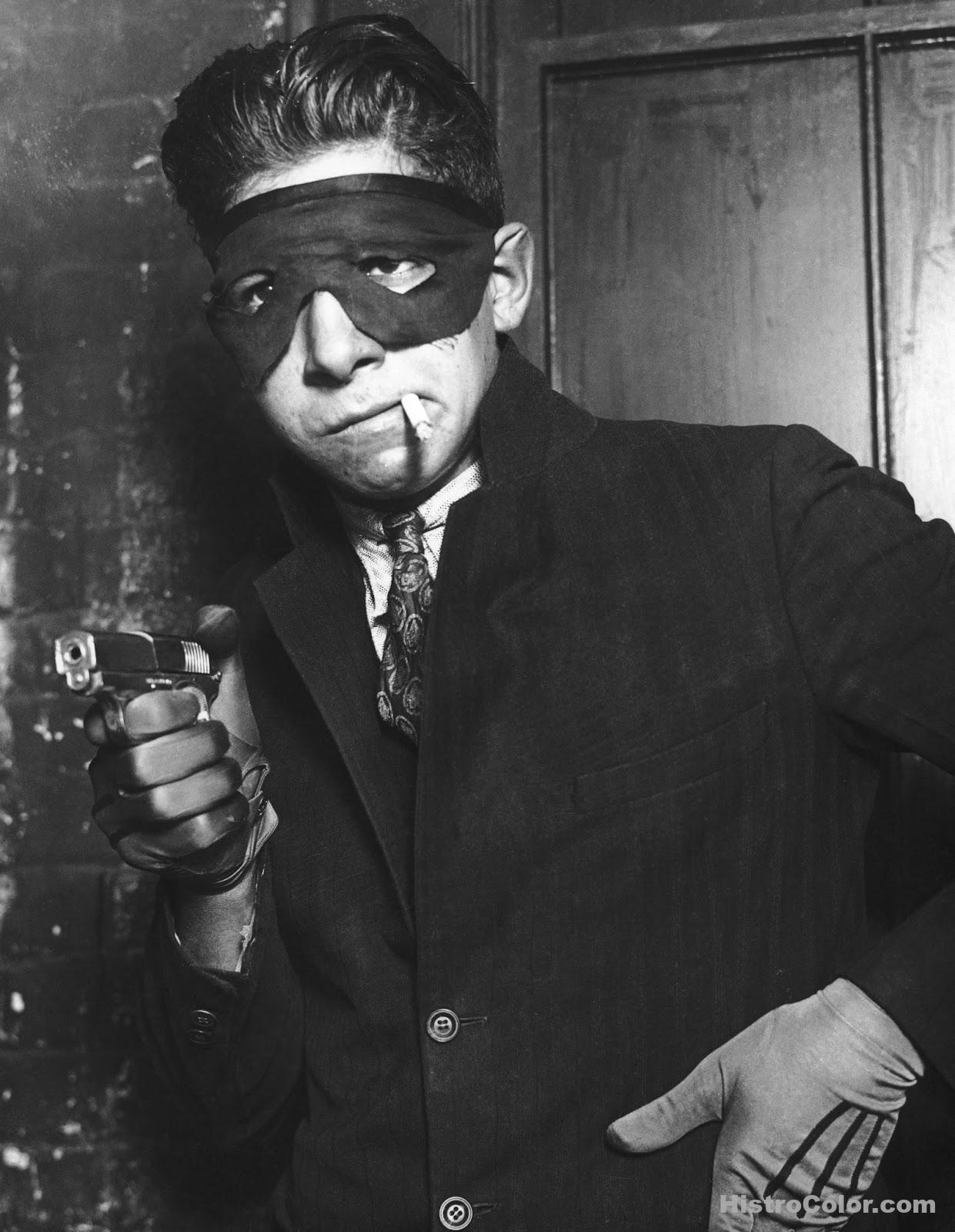Masked Gangster 1930s